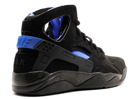 nike huarache blue and black.